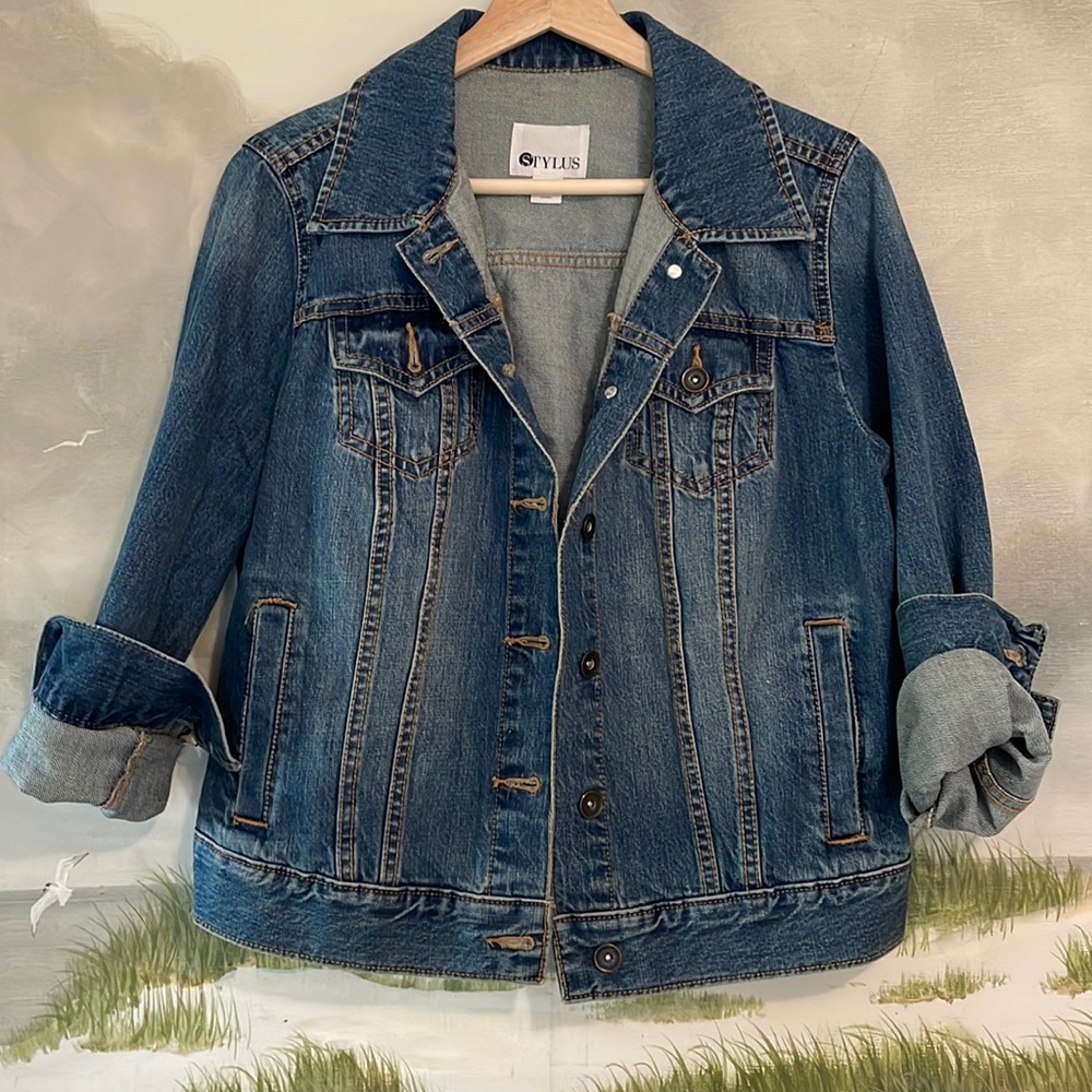 Cropped Denim Jacket (Womens M)